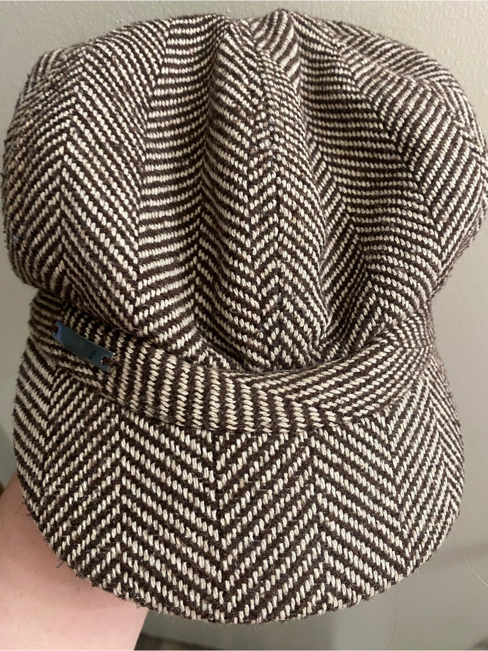 GAP Brown and Cream Herringbone Newsboy Cap - Picture 7 of 7